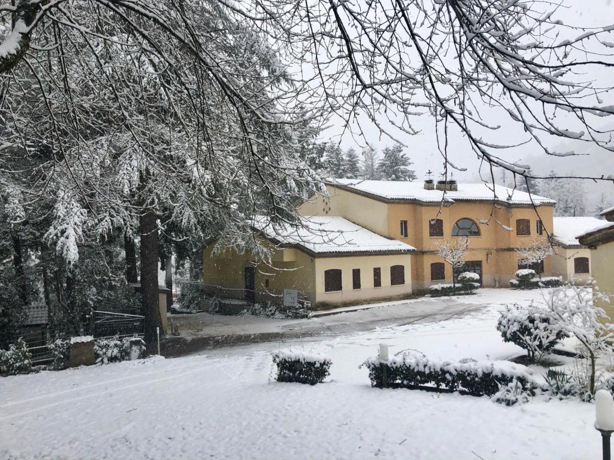Borgo Villa Maria Monticchio  Ngoại thất bức ảnh
