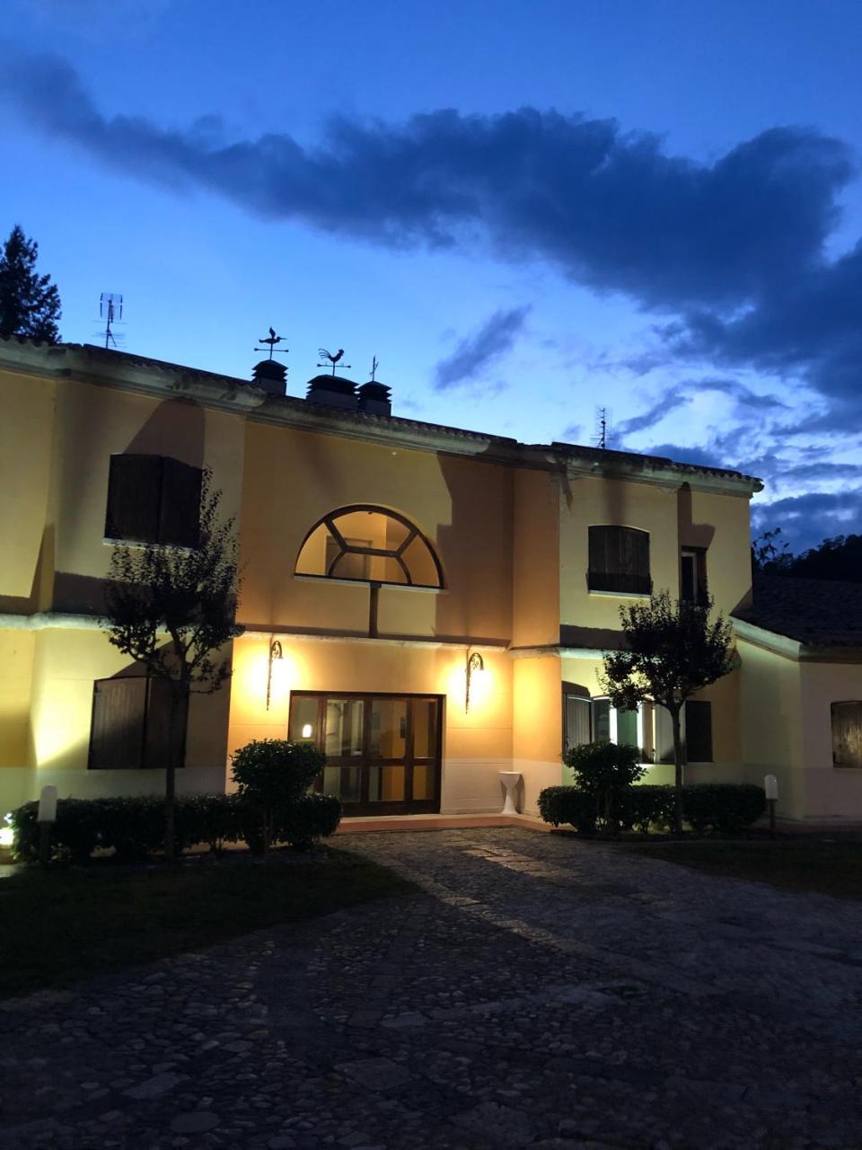 Borgo Villa Maria Monticchio  Ngoại thất bức ảnh