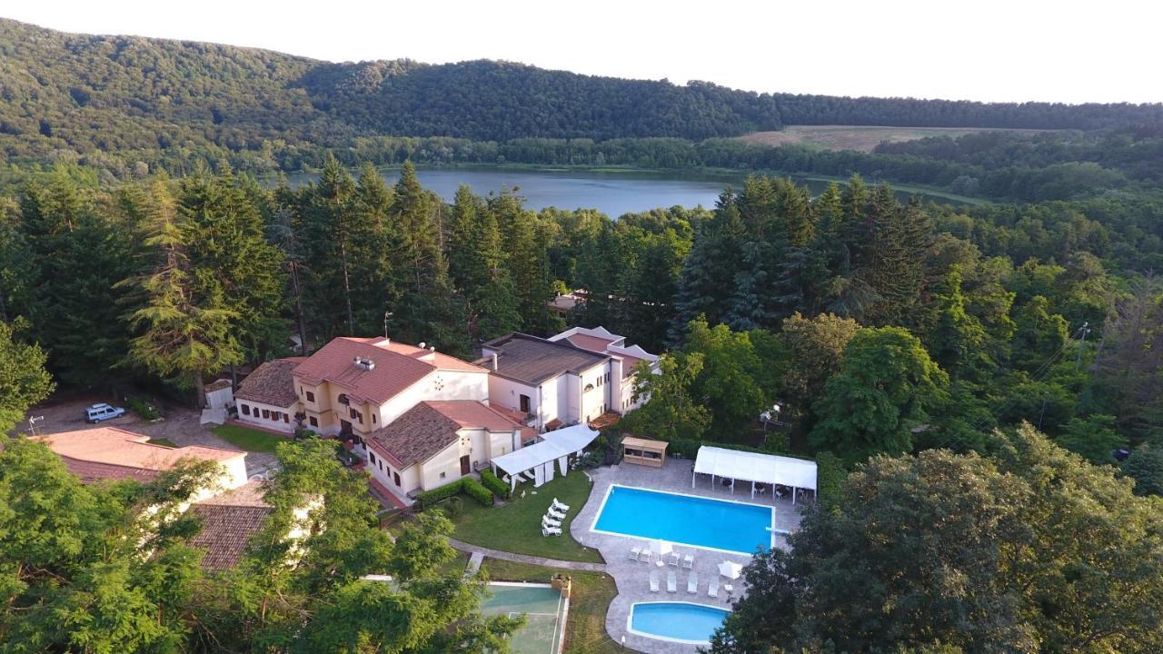 Borgo Villa Maria Monticchio  Ngoại thất bức ảnh